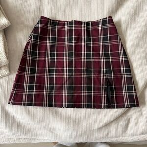 Sunday Best Burgundy and Black Plaid Mini Skirt size 2